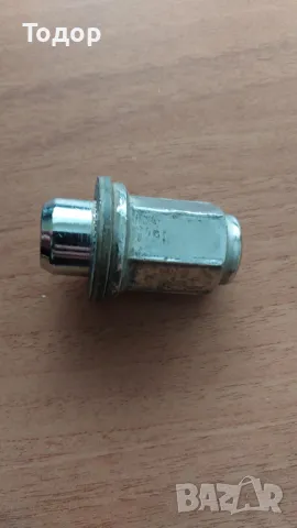 Гайки джанти Тойота и Хонда, снимка 2 - Части - 48091343