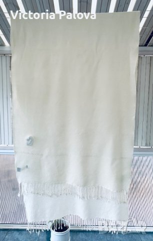 Красив вълнен шал ALEXI ANDRIOTTI,цвят екрю(ванилия), снимка 6 - Шалове - 38838667