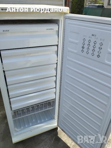 Фризер Индезит, снимка 2 - Фризери - 54296454