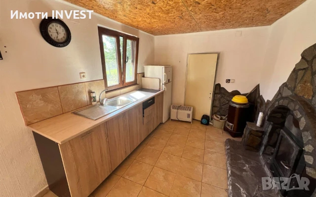 Тухлена Къща В Центъра На С. Здравец – 8670, снимка 11 - Къщи - 50601061