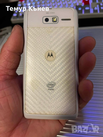 Motorola RAZR i XT890, снимка 4 - Motorola - 54101471