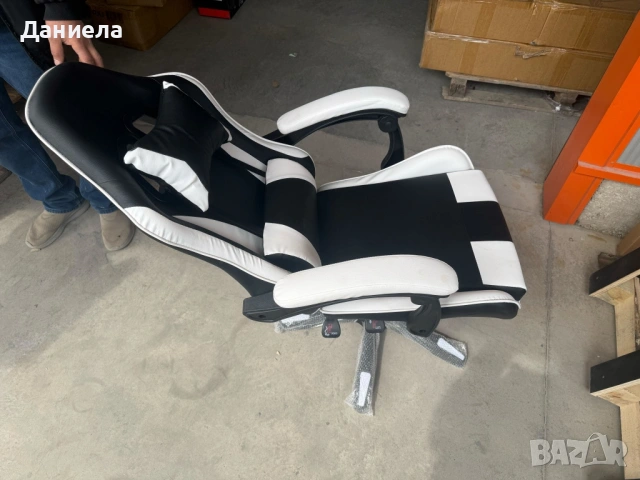 Ергономичен офис и геймърски бял стол – Максимален комфорт за гърба и врата, регулируем, снимка 10 - Столове - 54204577