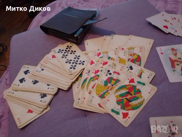 карти от соца винтидж в калъвче кожено ГДР винтидж 70г.и други нови пластик редки, снимка 4 - Карти за игра - 56182178