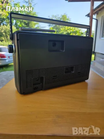 Продавам Grundig RR220 International., снимка 4 - Радиокасетофони, транзистори - 55893572