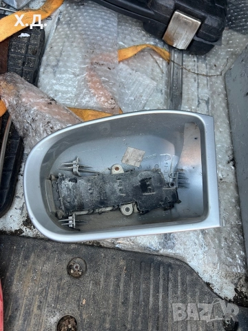 Корпус и Ляво огледало Мерцедес Ц-класа w203 , снимка 4 - Части - 52433945