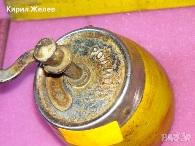 СТАРА ДЪРВЕНА МЕЛНИЧКА Марка РОДИНА За ЧЕРЕН ПИПЕР и ДРУГИ ПОДПРАВКИ 42917, снимка 2 - Други ценни предмети - 44297686