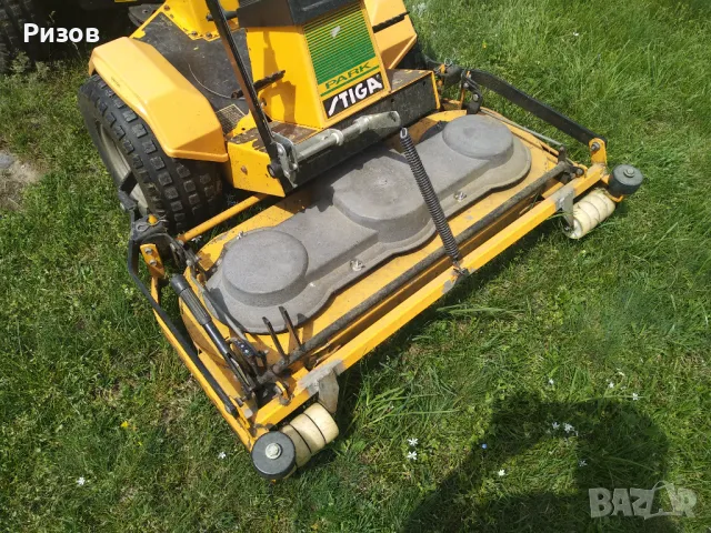 Косачка Stiga Park  с казан от неръждавейка, снимка 3 - Градинска техника - 50108744