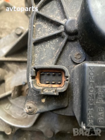 Nissan navara d40 2008година avtomat Раздатъчна Кутия, снимка 8 - Части - 42494751