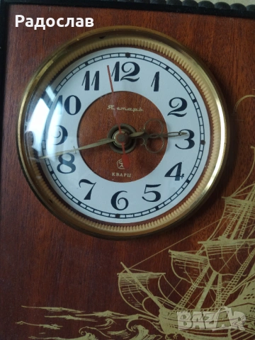 стар руски стенен часовник Янтар, снимка 2 - Стенни часовници - 53242185