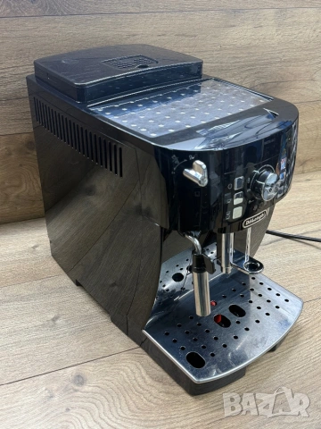 Продавам Кафемашина Delonghi MagnificaS Type:ECAM 22.110.B, снимка 3 - Кафемашини - 54098061