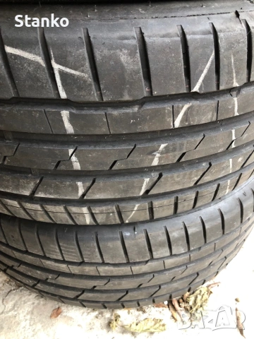 Летни гуми Hankook Ventus S1 evo3  215 45 18 Dot 22г., снимка 11 - Гуми и джанти - 54216876