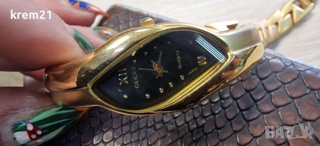 Gucci Vintage дамски часовник, снимка 7 - Дамски - 52868057