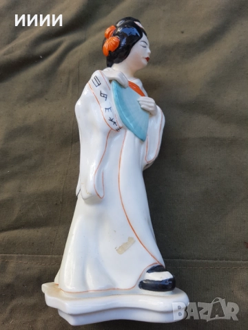 Порцеланова статуетка фигурка японка, снимка 3 - Антикварни и старинни предмети - 52572814