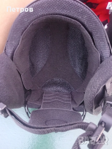 Каска за зимни спортове - "Uvex" , снимка 2 - Зимни спортове - 52774810