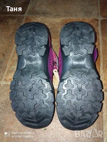 Нови Decathlon непромокаеми обувки,32, снимка 7 - Детски обувки - 37804236