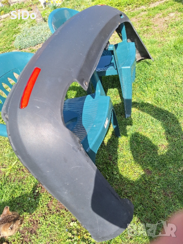 Оригинален заден лип (нож) MADE IN MEXICO от(Aмериканска) задна броня за VW Джета МК 5!, снимка 2 - Части - 44924615