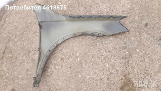 ляв калник Audi Q3, снимка 2 - Части - 52089119