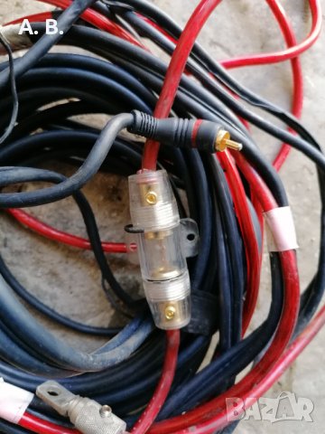 Автомобилен комплект кабели за монтаж на усилвател Комплект кабели за авто музика с бушон, снимка 1 - Друга електроника - 39545786