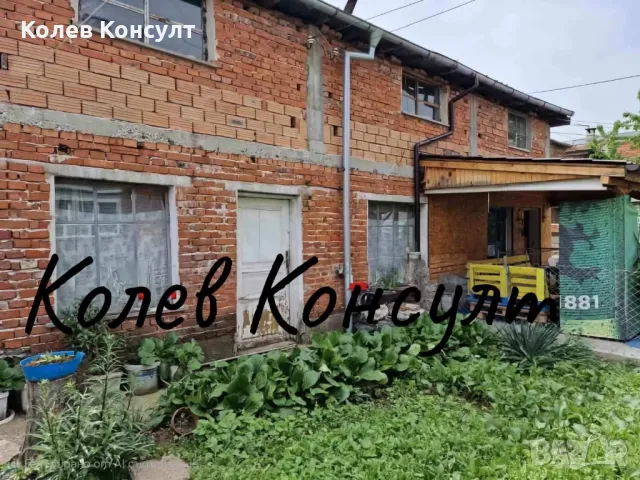 Продавам къща близнак в Димитровград,квартал Славянски , снимка 2 - Къщи - 49457517