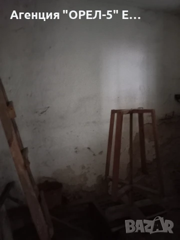 Продава две къщи в един двор гр. Перник, кв. Църква , снимка 8 - Къщи - 51085546