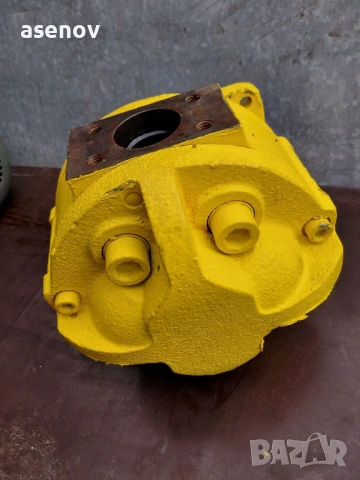 хидравлична помпа, снимка 3 - Резервни части за машини - 54084027