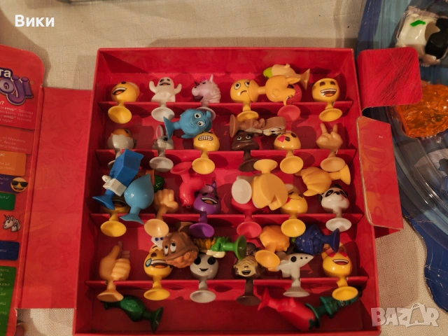 Колекция от популярни детски игри и албуми за събиране на фигурки,, снимка 5 - Колекции - 54233906