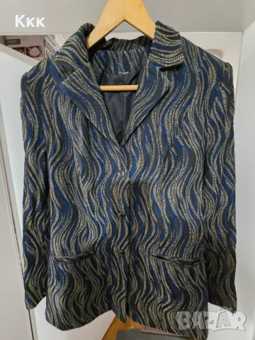 Дамско сако, снимка 3 - Сака - 49871804