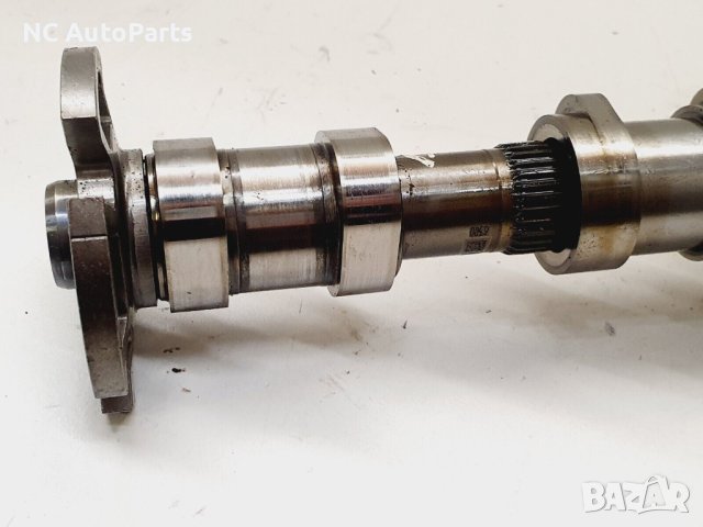 Разпределителен вал за Mercedes Мерцедес А B клас W177 W247 1.3 бензин M282.914 A2820502600 2020, снимка 10 - Части - 42655331