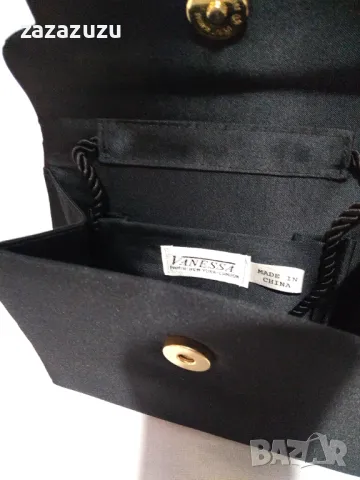 Малка черна чантичка със златна дръжка, снимка 6 - Чанти - 50051219