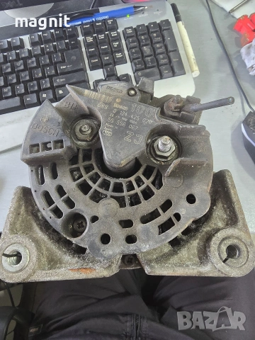 0124425020 Динамо Алтернатор генератор за Opel Zafira B Minivan 07.2005–14.2015 55556067, снимка 2 - Части - 53323396