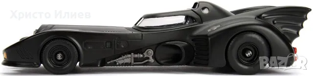 Метална количка кола Батмобил с фигура Батман 1:24 Batman Batmobile 1989г, снимка 4 - Коли, камиони, мотори, писти - 49555187