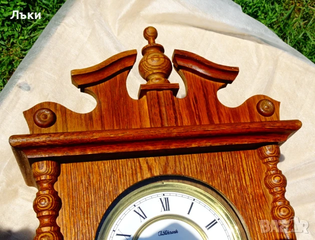 Немски стенен часовник с махало,гонгове. , снимка 2 - Антикварни и старинни предмети - 50747129