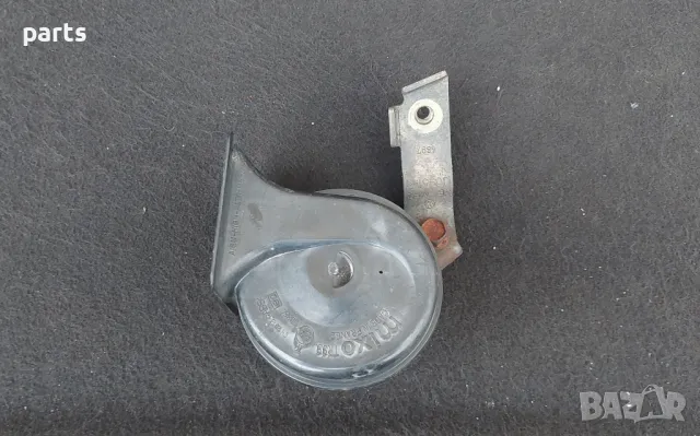 Клаксон Ауди A3 8L N:901 (2)
- VW
- 191951223, снимка 2 - Части - 50179514