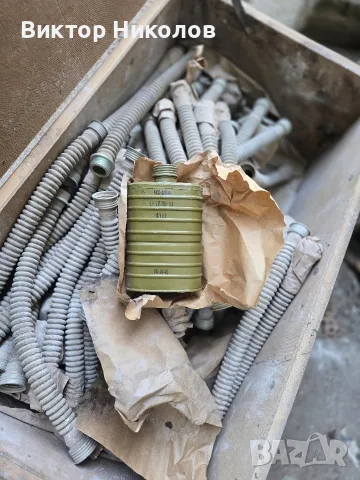 Противогази чисто нови