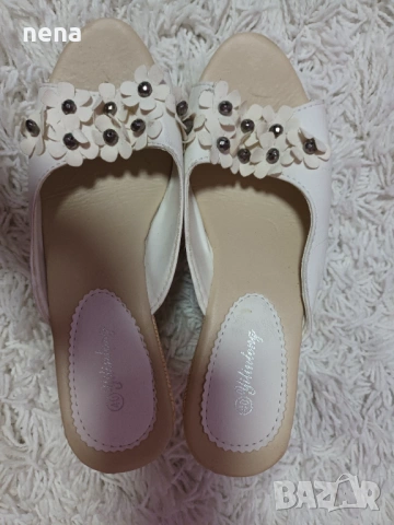 Обувки, боти, сандали, чехли на ниски цени, снимка 5 - Дамски обувки на ток - 45091003