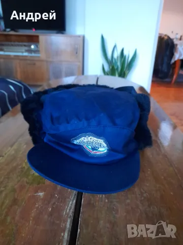 Стара полицейска шапка,шапка полиция