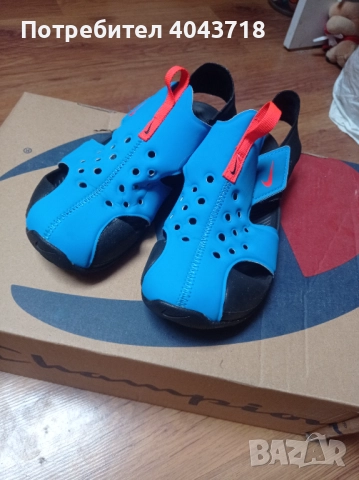 Шапка Nike и сандали Nike 36