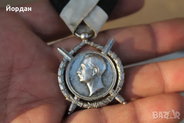 Орден за военна заслуга, снимка 12 - Антикварни и старинни предмети - 47270306