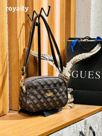 Guess дамски чанти Различни цветове , снимка 9 - Чанти - 49046461