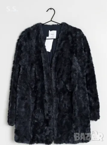 Дамско пухено яке,палто Mango M/L размер, снимка 1