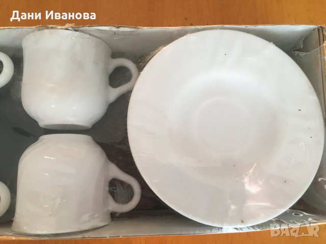 СЕРВИЗ ЗА КАФЕ от темперирано испанско стъкло - 6 чаши с чинийки, снимка 2 - Сервизи - 31623280