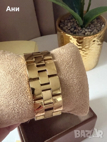 Часовник Michael KORS, снимка 2 - Дамски - 56493226