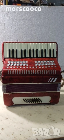 Немски електрически акордеон 