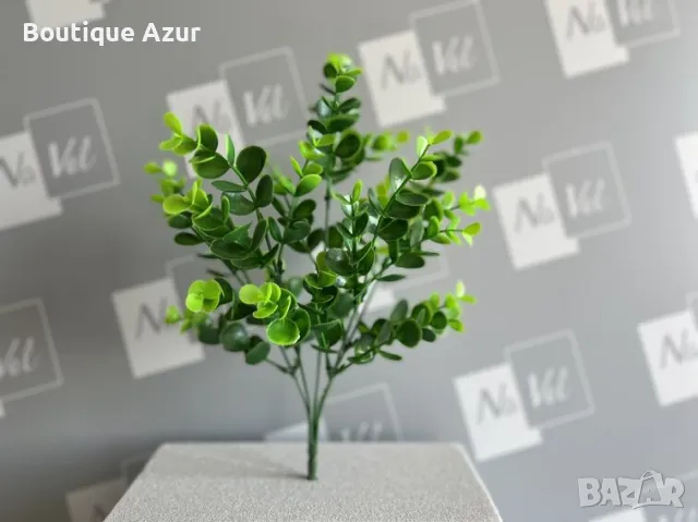 Изкуствен евкалипт – стилна зеленина за всяко пространство