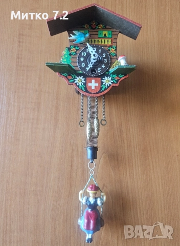 стенен часовник малката тиролка, снимка 2 - Антикварни и старинни предмети - 52935487