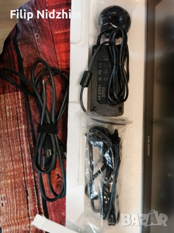 Графичен дисплей таблет HUION Kamvas 22, 21.5", 1920 x 1080, снимка 3 - Таблети - 52311985