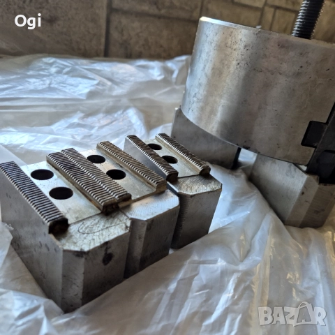 Клинозатегателен патронник 250мм , снимка 7 - Стругове - 52220606