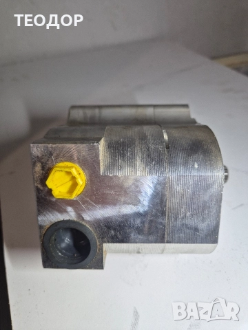 Хидравлична помпа, снимка 2 - Индустриална техника - 52680846