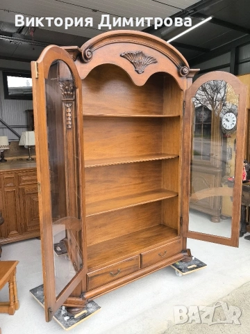 Витрина Антик / Библиотека , снимка 14 - Секции и витрини - 54046660