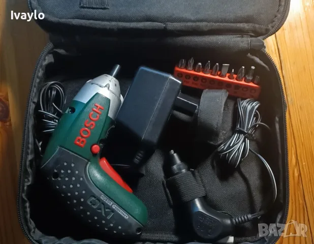 Акумулаторна отвертка Bosch IXO (1-ва ген.) – ЛИМИТИРАН КОМПЛЕКТ с Нова батерия , снимка 2 - Отвертки - 56073444